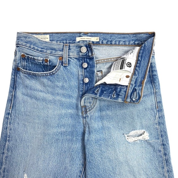 LEVI’S Wedgie Straight Ripped Distressed Jeans in Light Washed Button - Picture 8 of 11